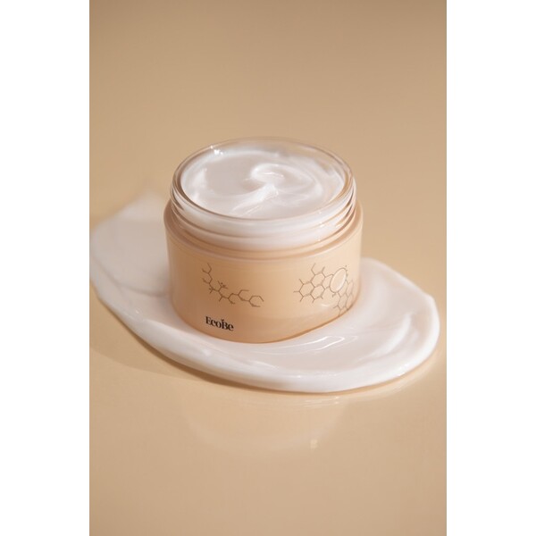 EcoBe Crema Coreeana cu Ceramide - Regenerare Intensa si Protectia Barierei Cutanate, Ideala pentru Ten Uscat, 50ml