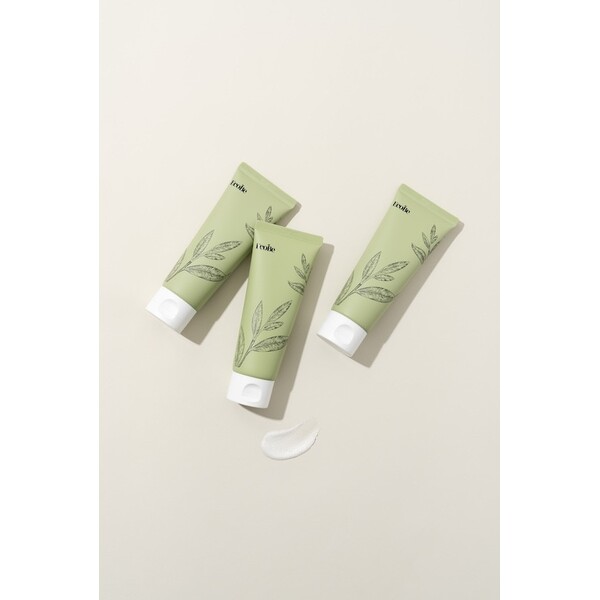 EcoBe Spuma Coreeana de Curatare cu Ceai Verde din Jeju - Purificare si Revigorare pentru Piele Proaspata si Luminoasa, 100ml