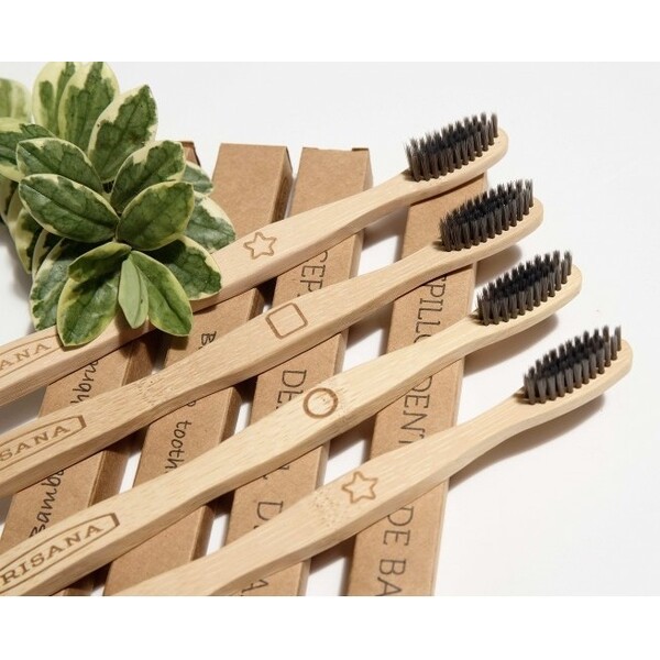 Periuta de dinti din bambus, cu carbon activ - Irisana