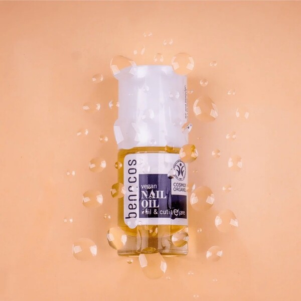 Ulei pentru unghii si cuticule cu uleiuri bio si vitamine - 100% natural, vegan, 5ml - Benecos